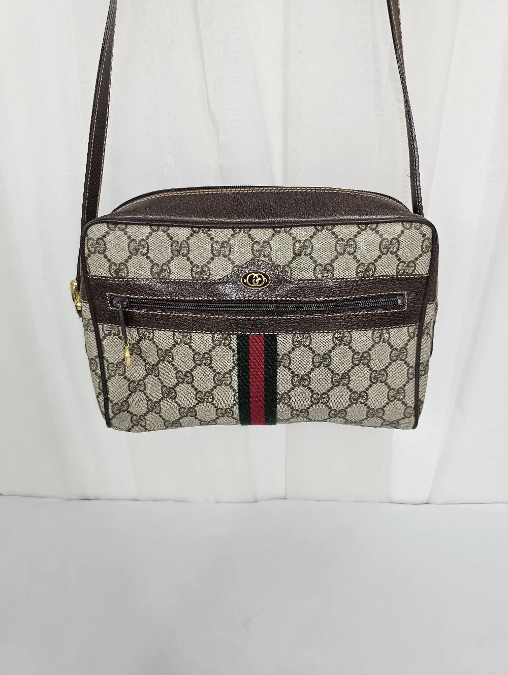 Authentic Vintage Gucci Ophidia GG Supreme Crossbody Bag – Web Stripe Camera Bag